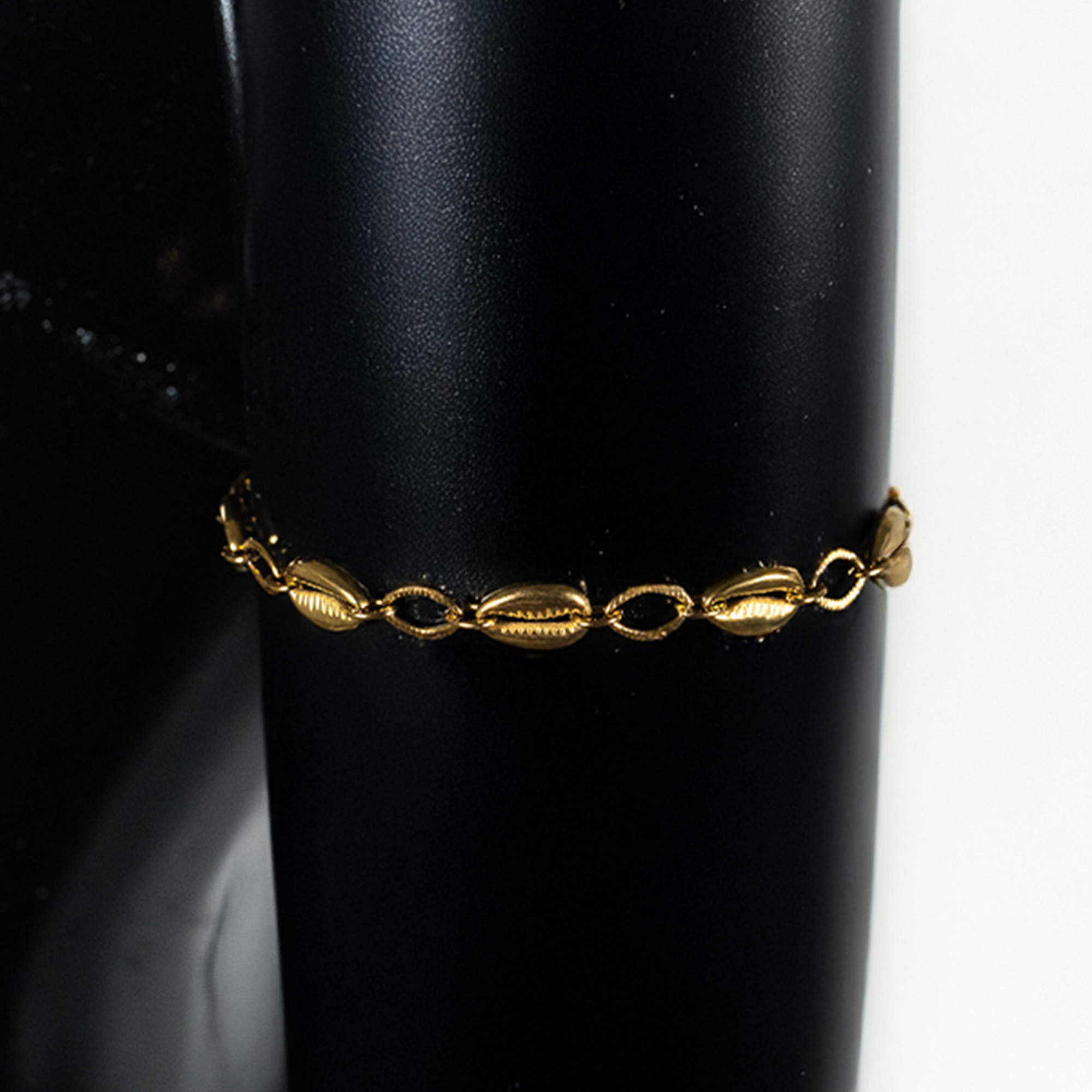 Caurisia - bijoux de bras